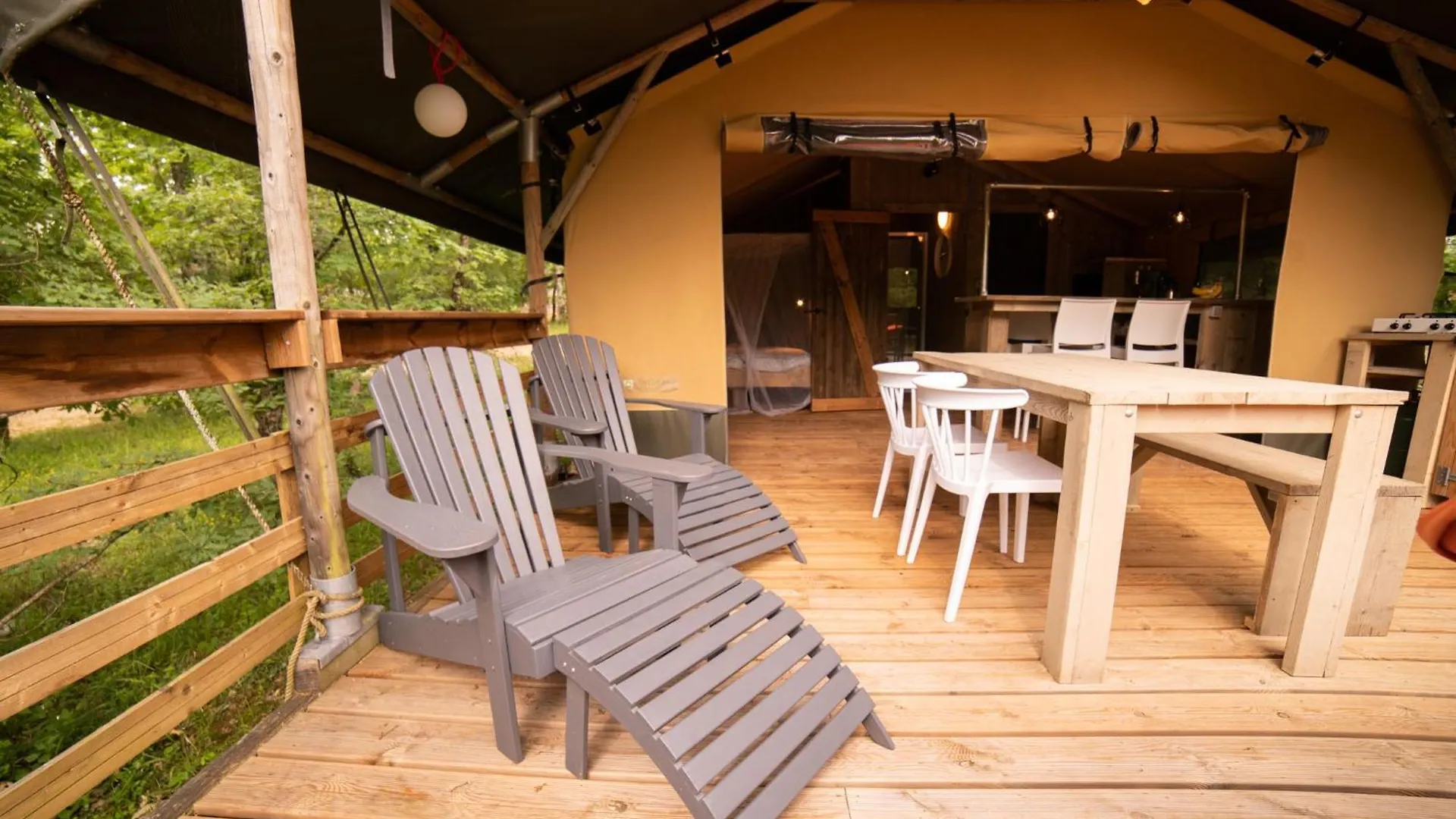 Lodge Holidays - Les 3 Cantons سان أنتونين خيمة فخمة سان أنتونين