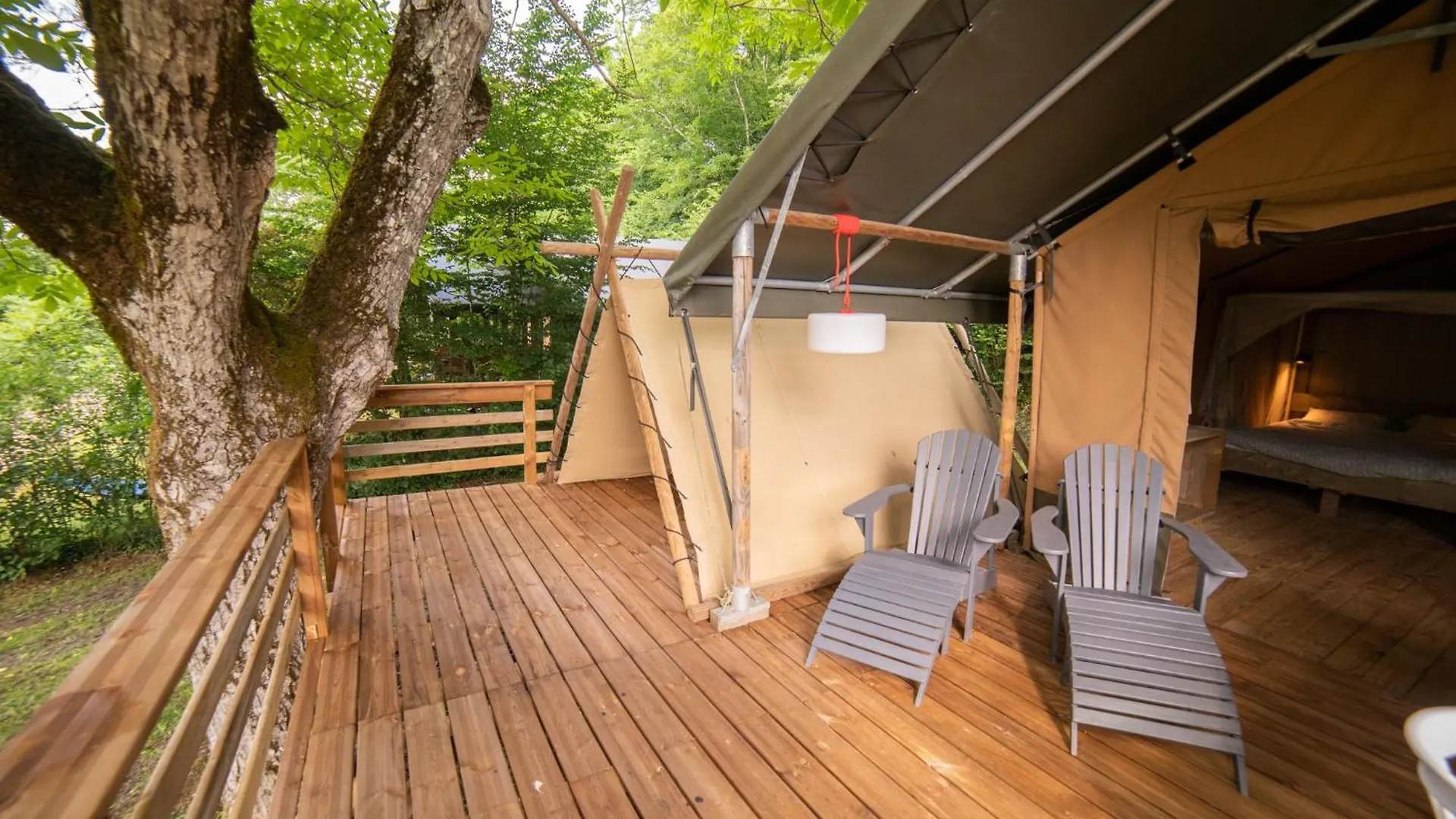 خيمة فخمة Lodge Holidays - Les 3 Cantons سان أنتونين