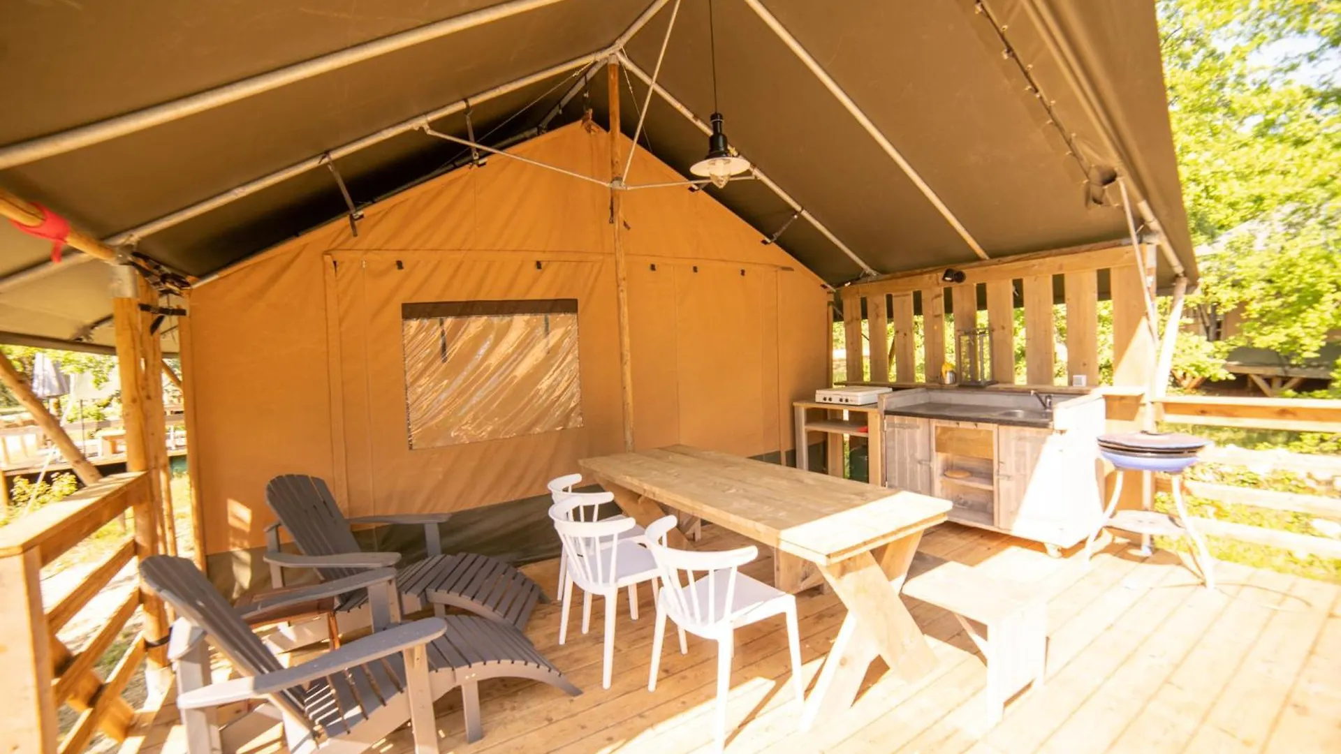 Lodge Holidays - Les 3 Cantons سان أنتونين خيمة فخمة سان أنتونين